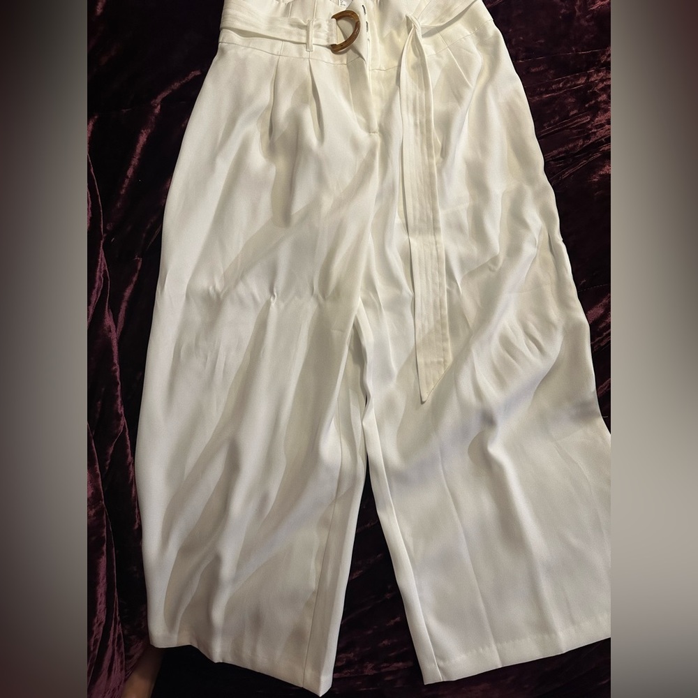 High waisted cropped belted pants